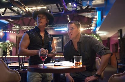 Matthew McConaughey (en el papel de Dallas) y Channing Tatum, en un fotograma de 'Magic Mike'.