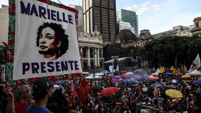 Una protesta en Río de Janeiro por el primer aniversario del asesinato de la concejala Marielle Franco.