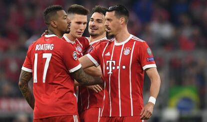 Los jugadores de Bayern celebran su clasificación.