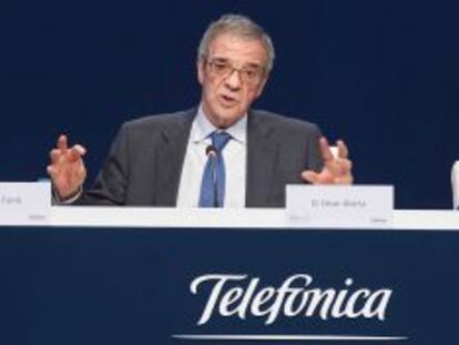 C&eacute;sar Alierta, presidente de Telef&oacute;nica, en la junta de accionistas de 2012.