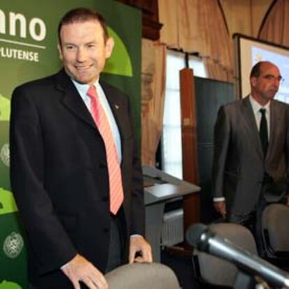 El <i>lehendakari,</i> Juan José Ibarretxe, en los cursos de verano de la Universidad Complutense.