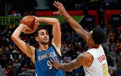 Ricky Rubio, ante Teague.