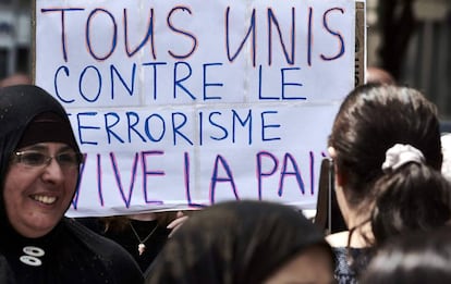Manifestación en Lyon contra el terrorismo.