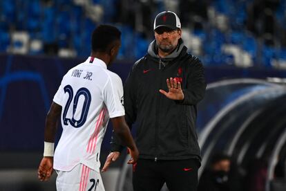 Klopp y Vinicius, en la ida en Valdebebas.