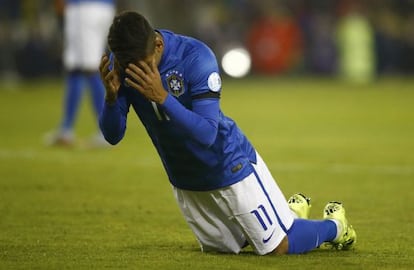 Firmino após perder o gol.