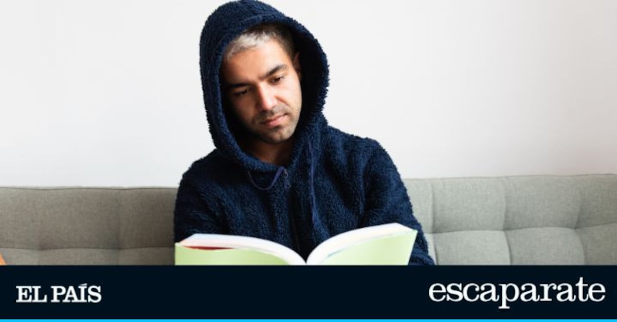 Un nuevo aliado contra el frío: la manta eléctrica con capucha que arrasa en Amazon se hace hueco entre las soluciones caseras para el invierno