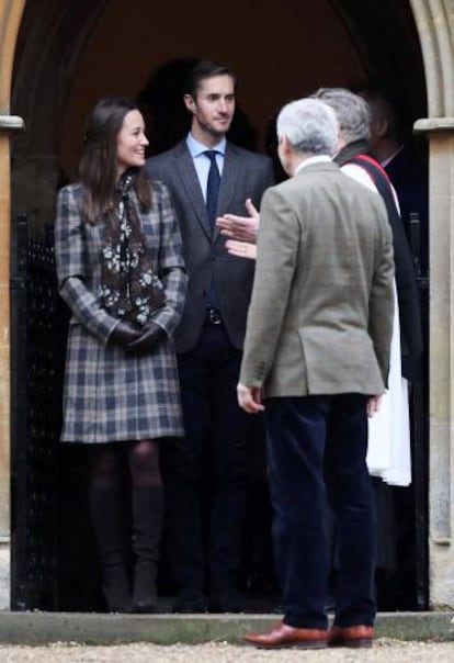 Pippa Middleton y su prometido, James Matthews, en la iglesia St Mark el pasado mes de diciembre.