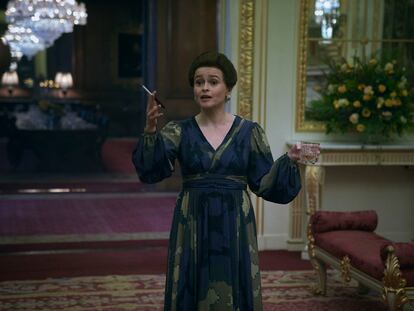 Helena Bonham Carter como la princesa Margarita en la cuarta temporada de 'The Crown'.