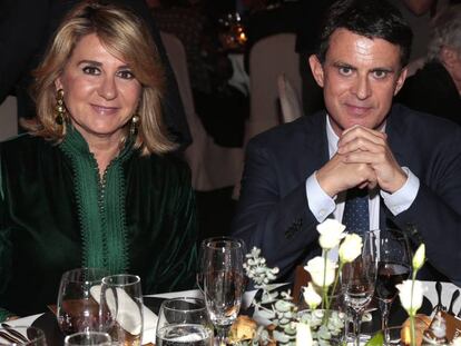 Manuel Valls y su pareja, Susana Gallardo, en los Premios Nadal.