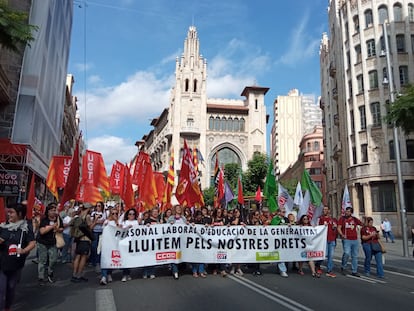 Protesta del personal educativo laboral en Barcelona