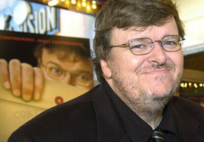 Michael Moore, en el estreno de <i>Fahrenheit 9/11</i> en Washington, en junio.