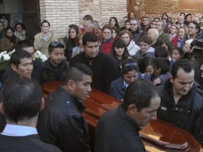 Trasladado del f&eacute;retro de la estudiante de 16 a&ntilde;os que se quit&oacute; la vida en Torralba de Calatrava (Ciudad Real). 