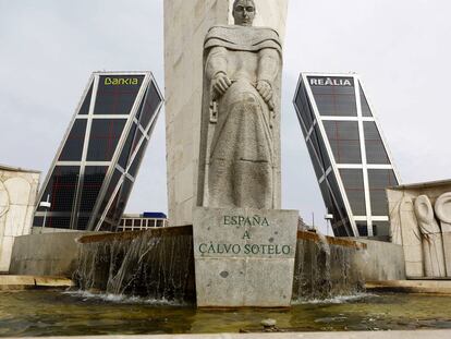 A monument to José Calvo Sotelo in Plaza de Castilla, slated for removal.