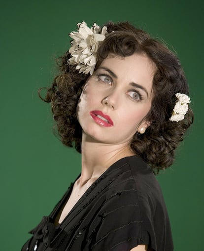 Mia Kirshner interpretó a Elizabeth Short en la película de Brian de Palma.