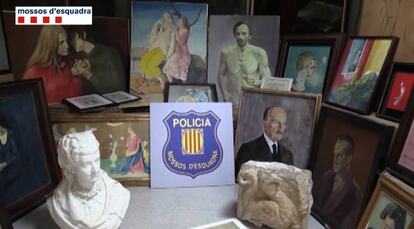 La colección de obras de arte recuperada por los Mossos.