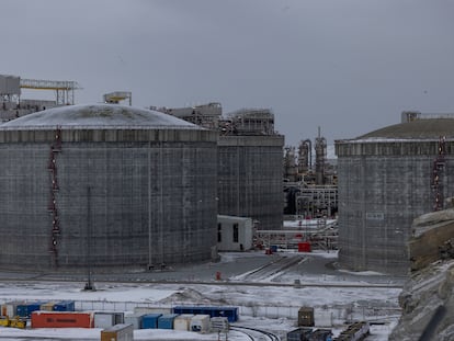 Depósitos de gas en la planta de GNL de Hammerfest (Noruega).