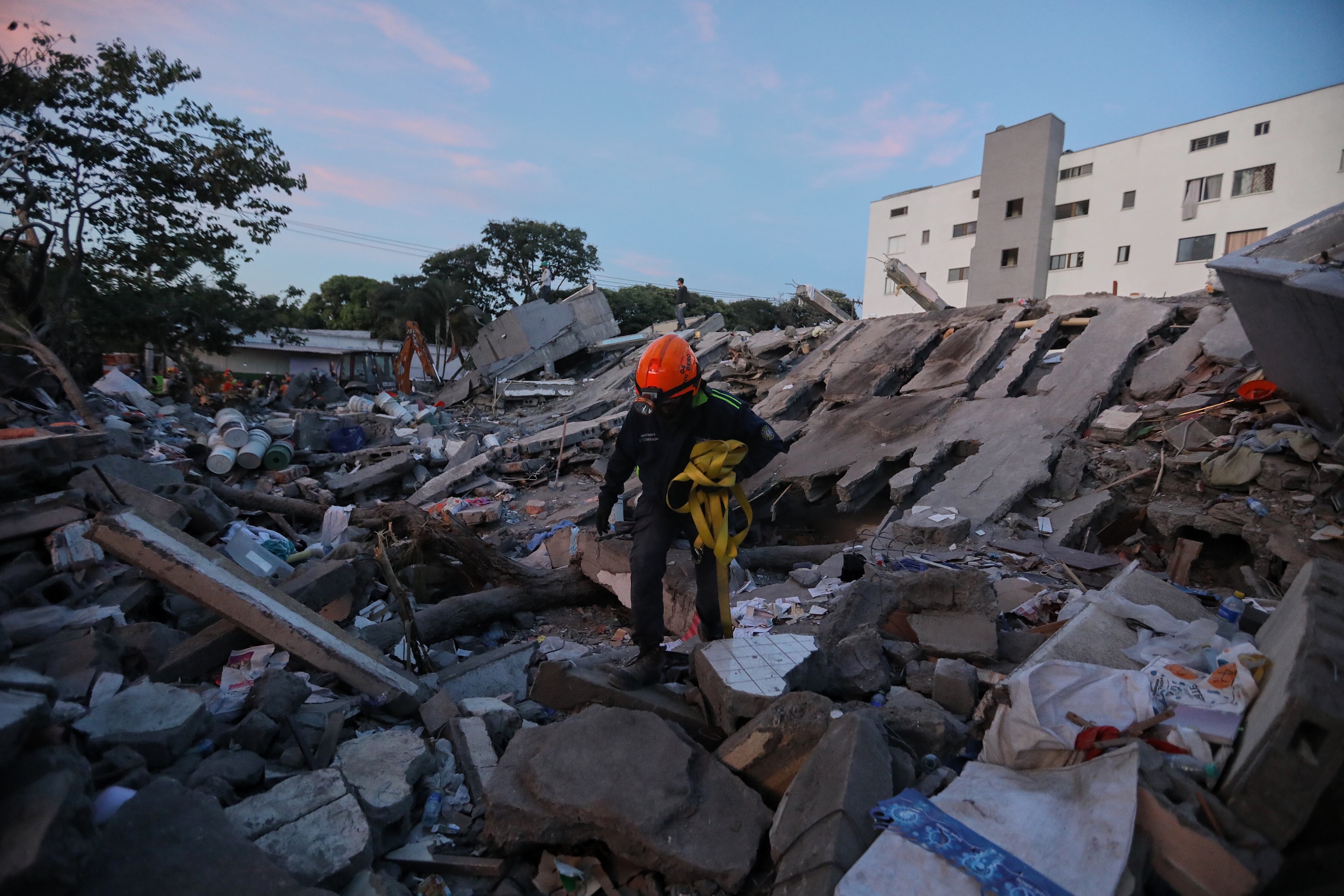 Última hora del terremoto en Colombia, en directo | Al menos 169 muertos y cientos de heridos por el seísmo de magnitud 7,4