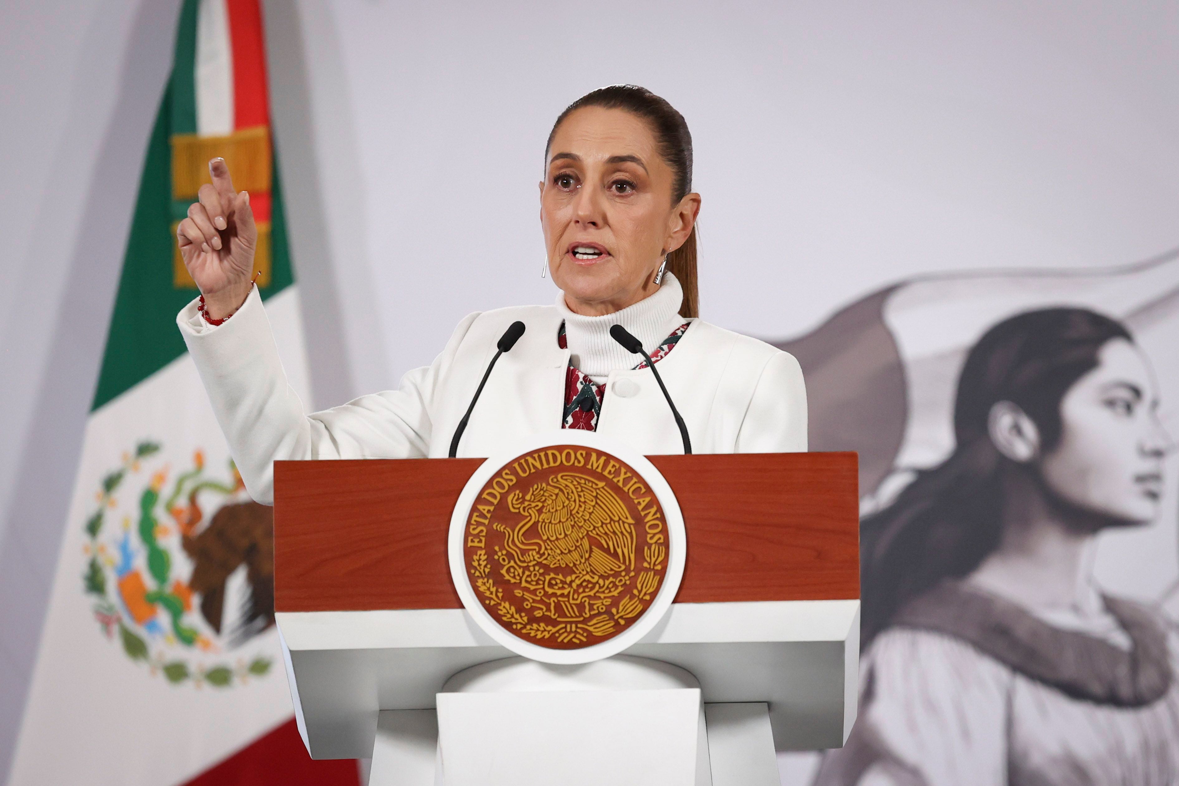 Sheinbaum estudia emprender acciones legales contra Elon Musk por vincularla con el narcotráfico