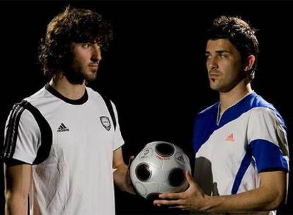 Granero y Villa, cara a cara, durante un evento publicitario.