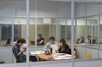 Salas de estudio de la facultad de Económicas de la Universidad Autónoma de Madrid. A finales de mayo acaban las clases y empiezan los exámenes.