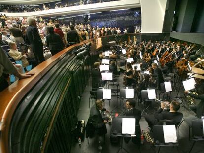 M&uacute;sicos de la Orquestra de la Comunitat Valenciana en una representaci&oacute;n oper&iacute;stica en el Palau de les Arts.