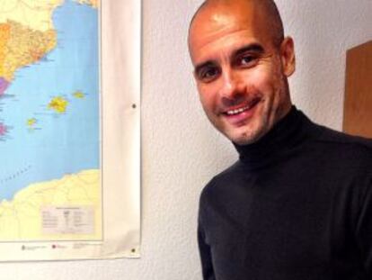 Guardiola vota en el consulado español de Múnich.