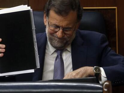 El dirigente del PP Mariano Rajoy tras la fallida primera votación.