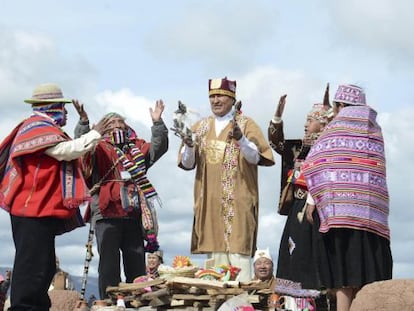 Evo Morales en la ceremonia de investidura ind&iacute;gena.