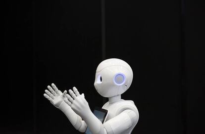 Pepper en una feria de robótica en Japón