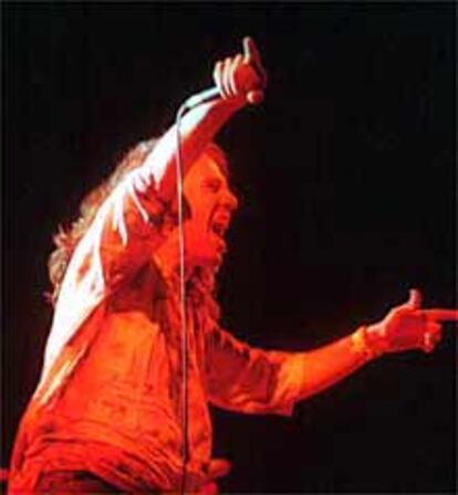 Gerard Quintana, cantante de Sopa de Cabra , en el Senglar.