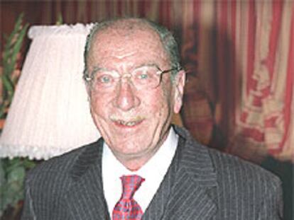 Fernando Vizcaíno Casas.