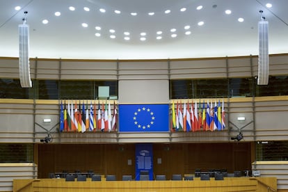 Tribuna del hemiciclo en Bruselas donde se celebran mini plenarias (de 3 a 5 al año) del Parlamento Europeo. La plenaria tiene que estar presidida por el Presidente del PE o un vice-presidente.