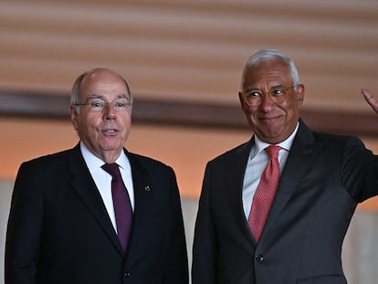 Costa, presidente del Consejo Europeo (derecha), junto al canciller Vieira de Brasil, este martes en Brasilia.