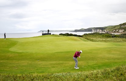 Rahm, en el hoyo 5 de Royal Portrush.