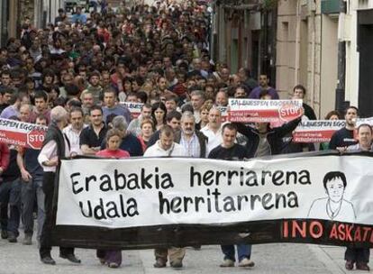 Imagen de la manifestación que ha recorrido Mondragón esta mañana