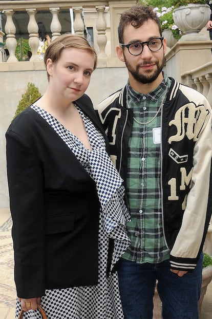 Lena Dunham y Jack Antonoff.

Tras cinco años de relación, se hacía pública a principios de año la ruptura de la creadora de Girls y el músico (ella misma lo confimó a través de Twitter). Al parecer pusieron punto y final a su noviazgo de mutuo acuerdo y de forma amigable.

 