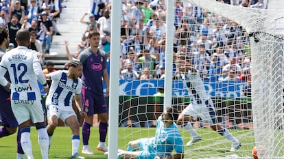 Los jugadores del Leganés celebran el tercer gol ante el Espanyol.