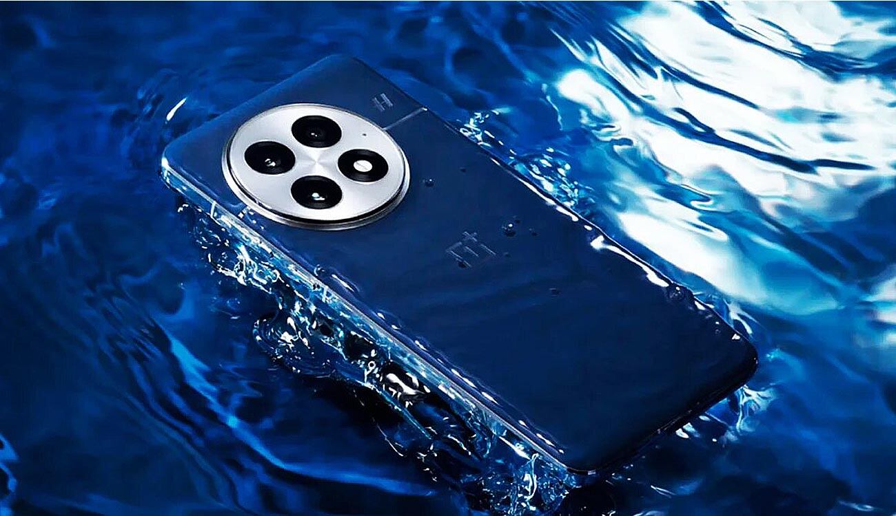 La imagen de los OnePlus 13 sumergidos en el agua, ¿es publicidad engañosa?