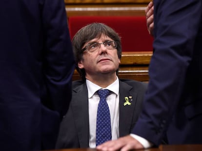 Carles Puigdemont, en el Parlament de Catalu&ntilde;a. 