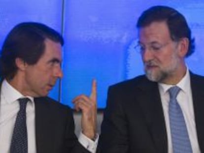 Aznar insta al Ejecutivo a "aprovechar" propuestas de FAES como la reforma fiscal