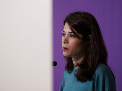 La coportavoz de Podemos Isa Serra, durante una rueda de prensa el lunes pasado.