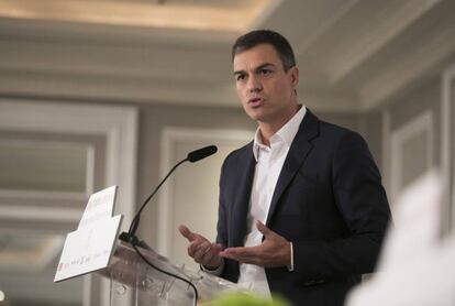 El líder del PSOE, Pedro Sánchez, en un esmorzar informatiu a Madrid.