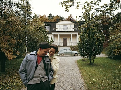 Ingmar Bergman con su cuarta esposa, la pianista estonia Käbi Laretei, en 1960.