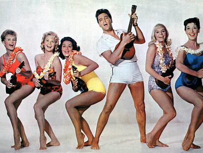 BLUE HAWAII, BLUE HAWAII US 1961 ELVIS PRESLEY Date 1961. Photo by: Mary Evans/Ronald Grant/Everett Collection(10303435)