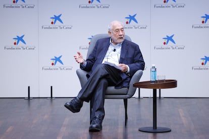 Joseph Stiglitz, durante su conferencia este martes en CaixaForum.