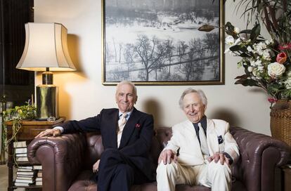 Gay Talese, a la izquierda, y Tom Wolfe en Nueva York en 2017.