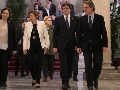 Colau, Forcadell, Puigdemont y Mas.