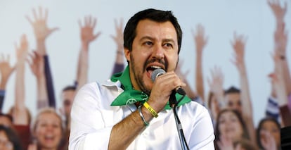 El l&iacute;der de la Liga Norte, Matteo Salvini, durante un m&iacute;tin.