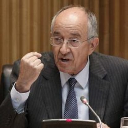 El exgobernador del Banco de España Miguel Angel Fernández Ordóñez, durante su comparecencia en la subcomisión del Congreso que analiza la reestructuración del sector bancario.