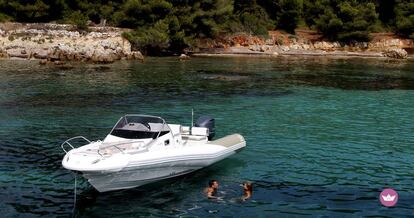 Una de las embarcaciones disponibles en Click&Boat.